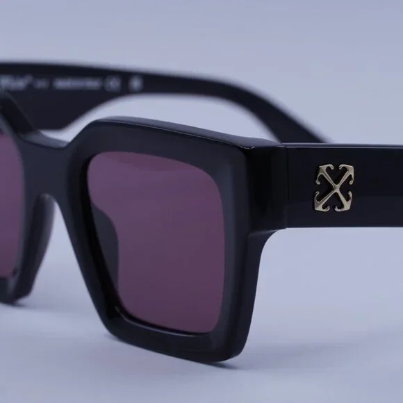 Off-White OERI13I JACKSON 1028 Sunglasses Black Square Frame, Burgundy Lenses